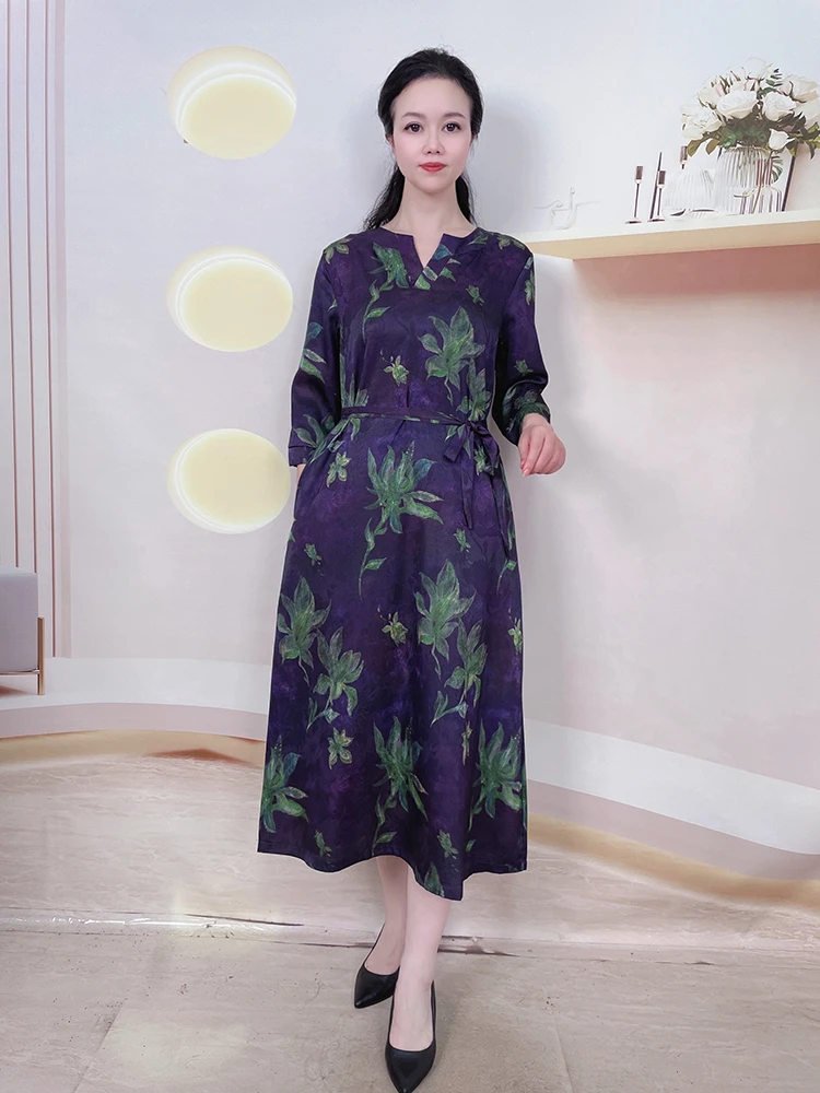新款时尚百搭休闲显瘦遮肉连衣裙V领高级感紫底绿花中长裙子2583