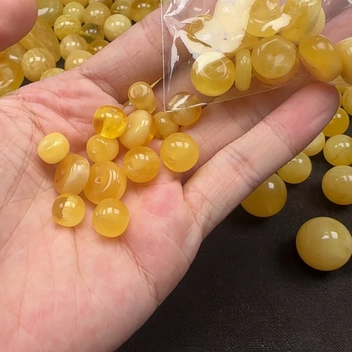 未镶嵌蜜蜡裸石福利随机发