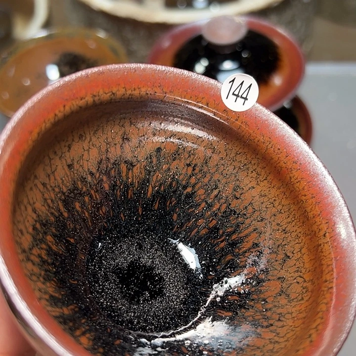 茶盏茶盏哈哈哈哈哈