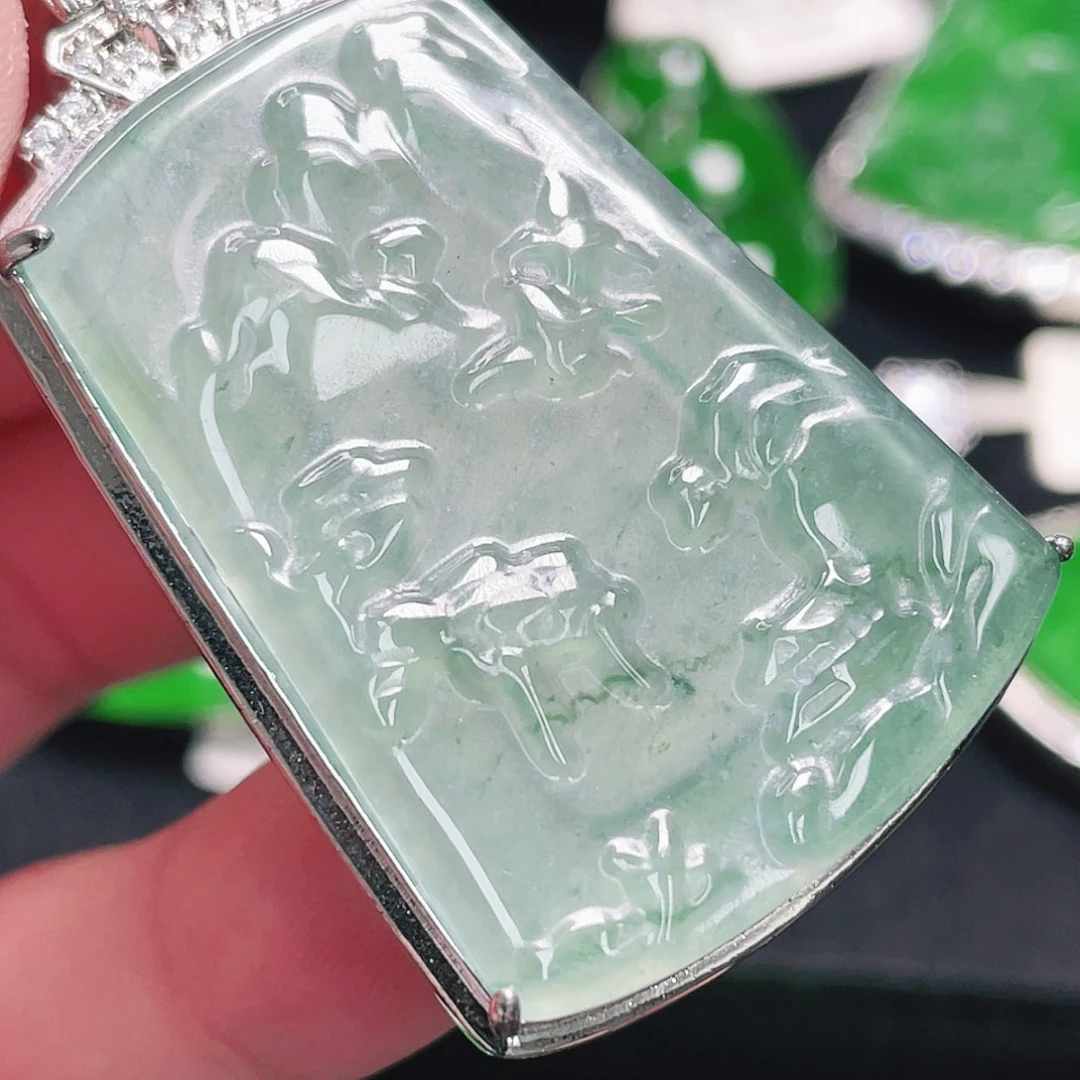 翡翠未镶嵌颈饰180