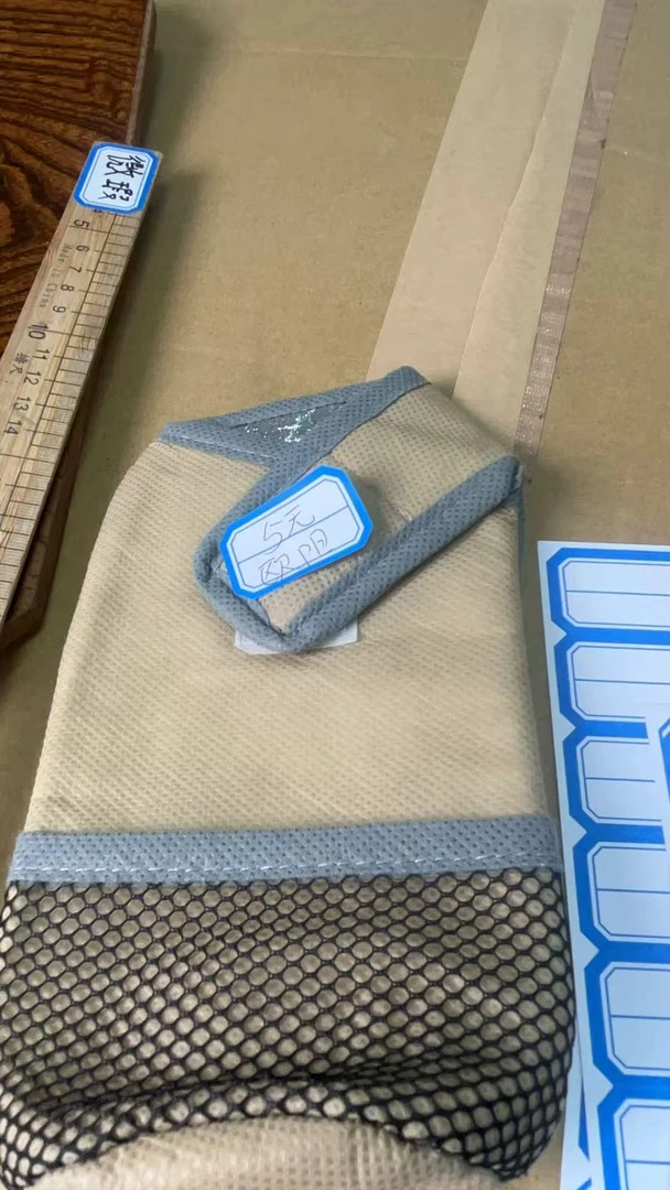 日瓷回流咖色摆件