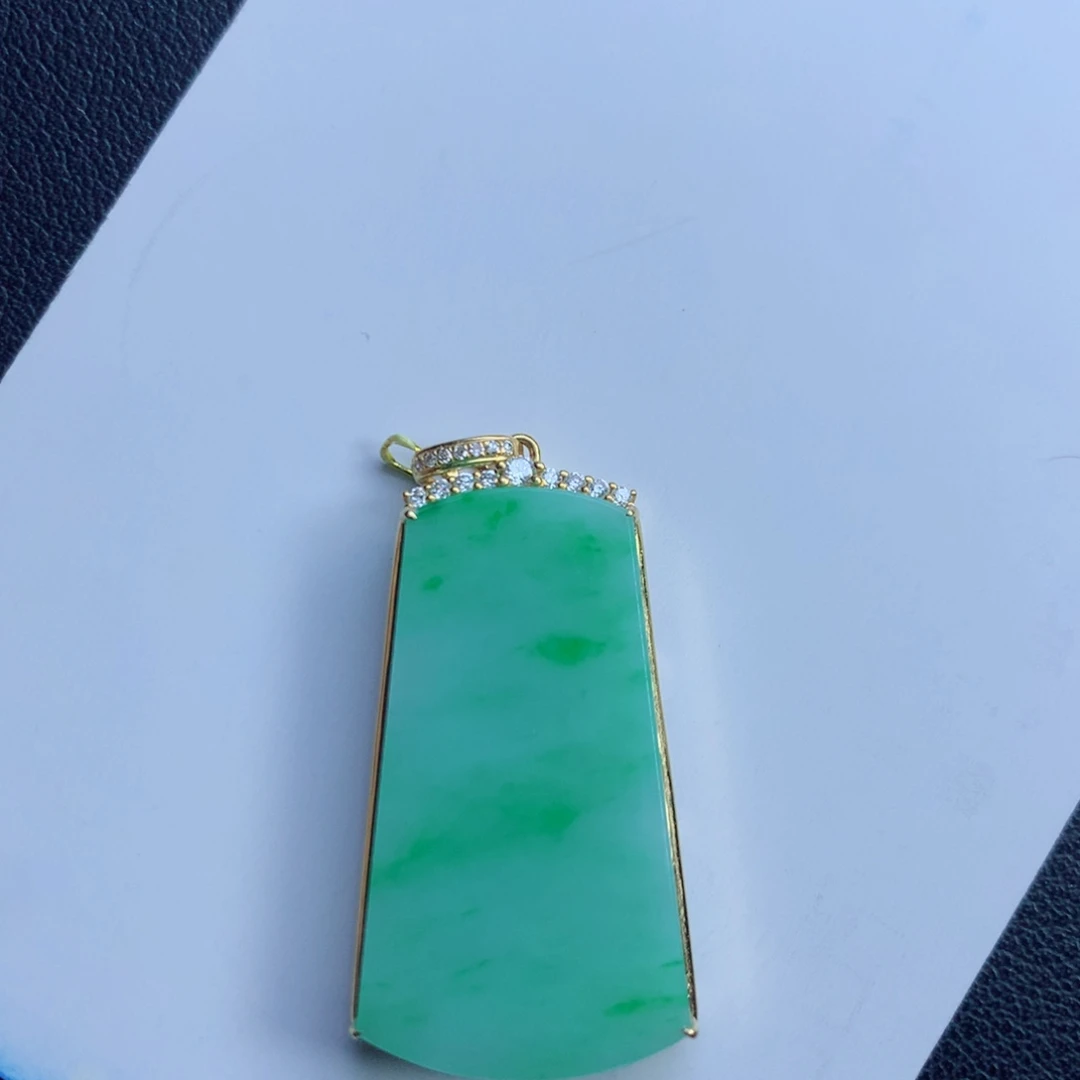 颈饰未镶嵌翡翠无事牌