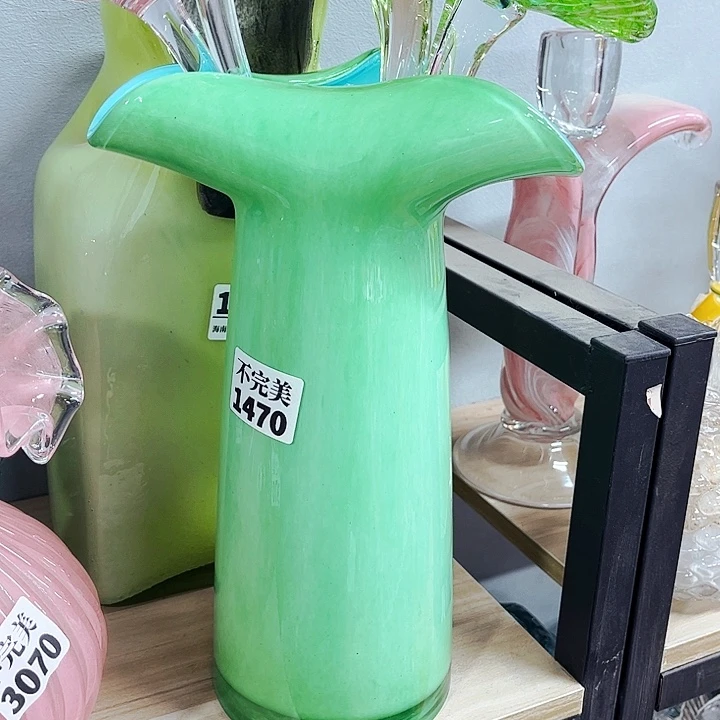 1470瓶高30 家悦琉璃工艺品不完美