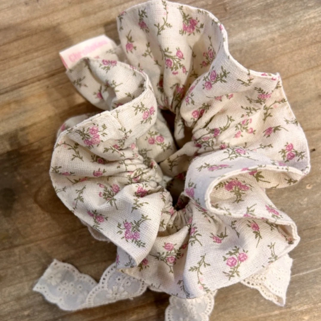 a471贵气高级质感碎花蝴蝶结飘带小蛮腰发圈