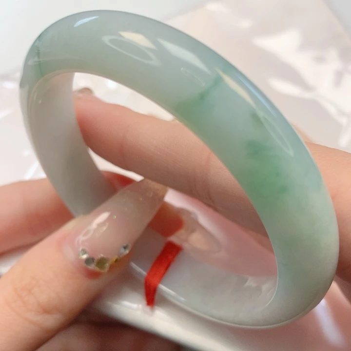 【闪购商品】翡翠手镯未镶嵌57圈