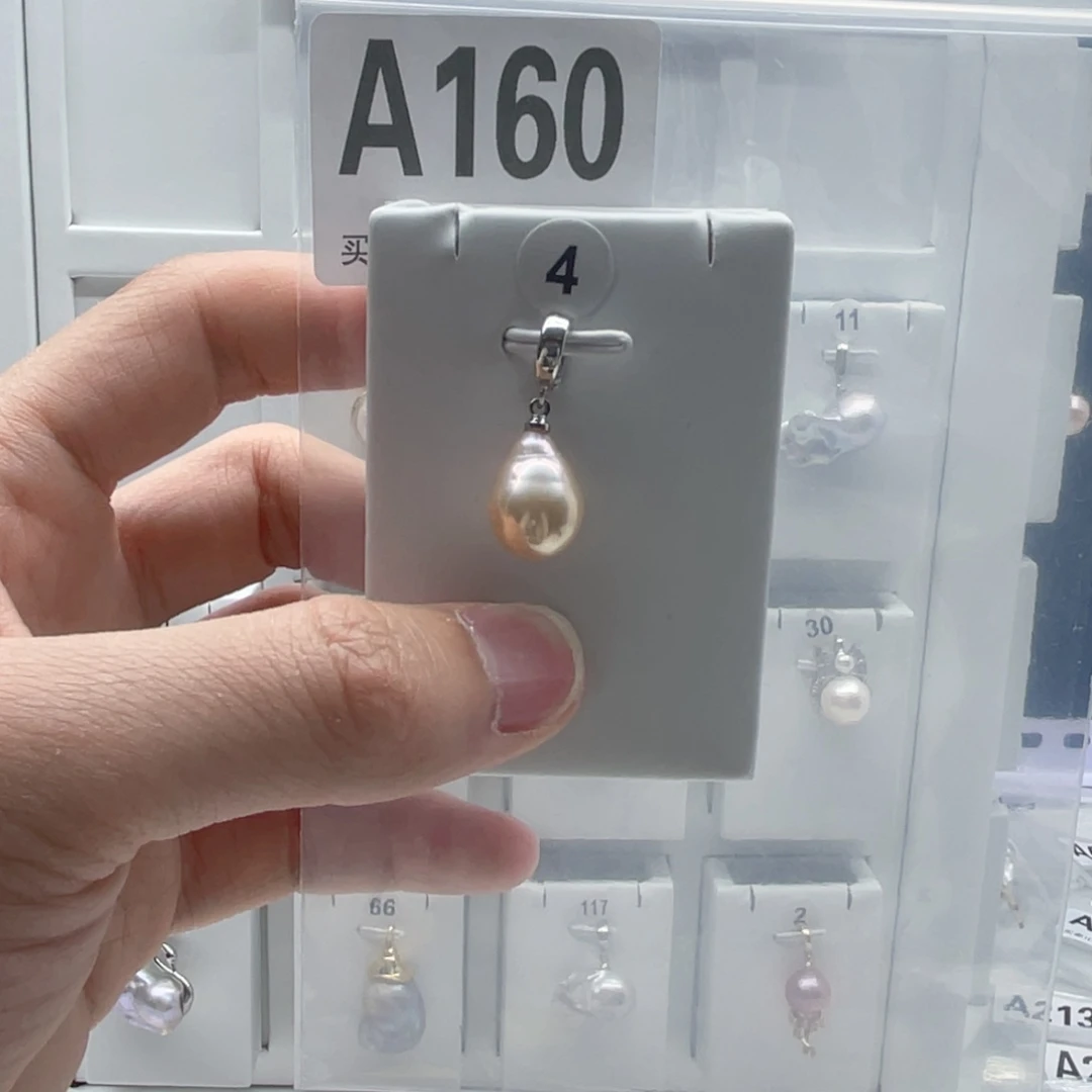 淡水珍珠颈饰合金