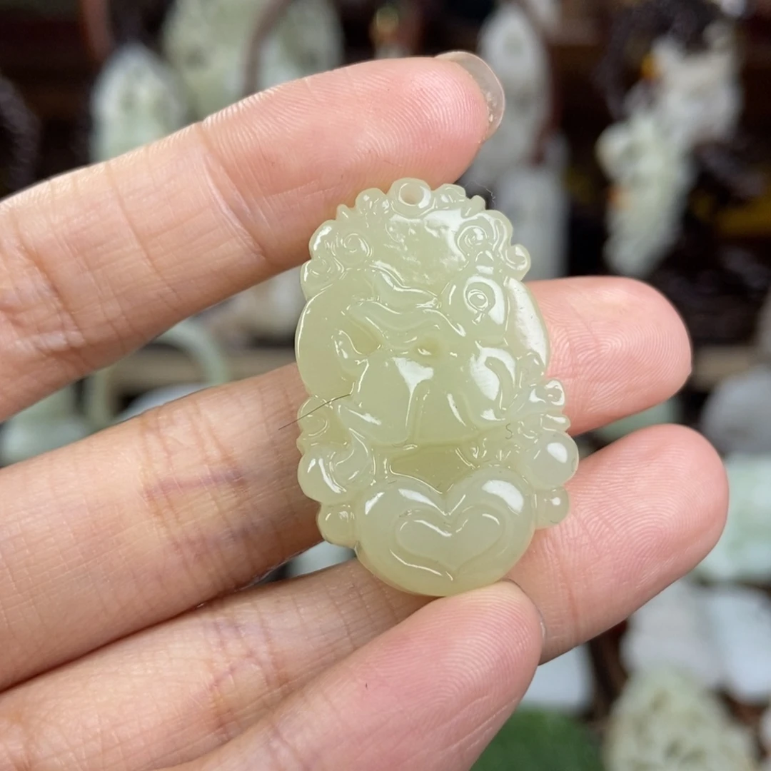 和田玉挂件未镶嵌