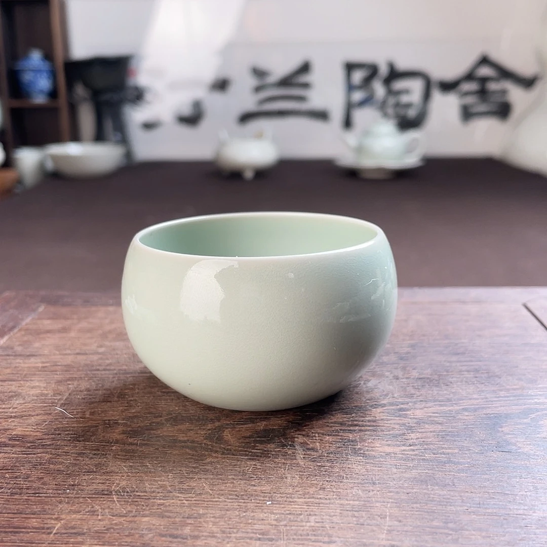 青釉刻花手工圆融