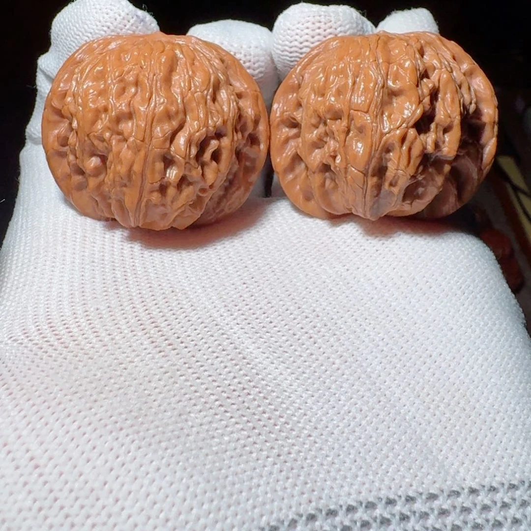 文玩核桃把件兴隆山地磨盘（阴皮）