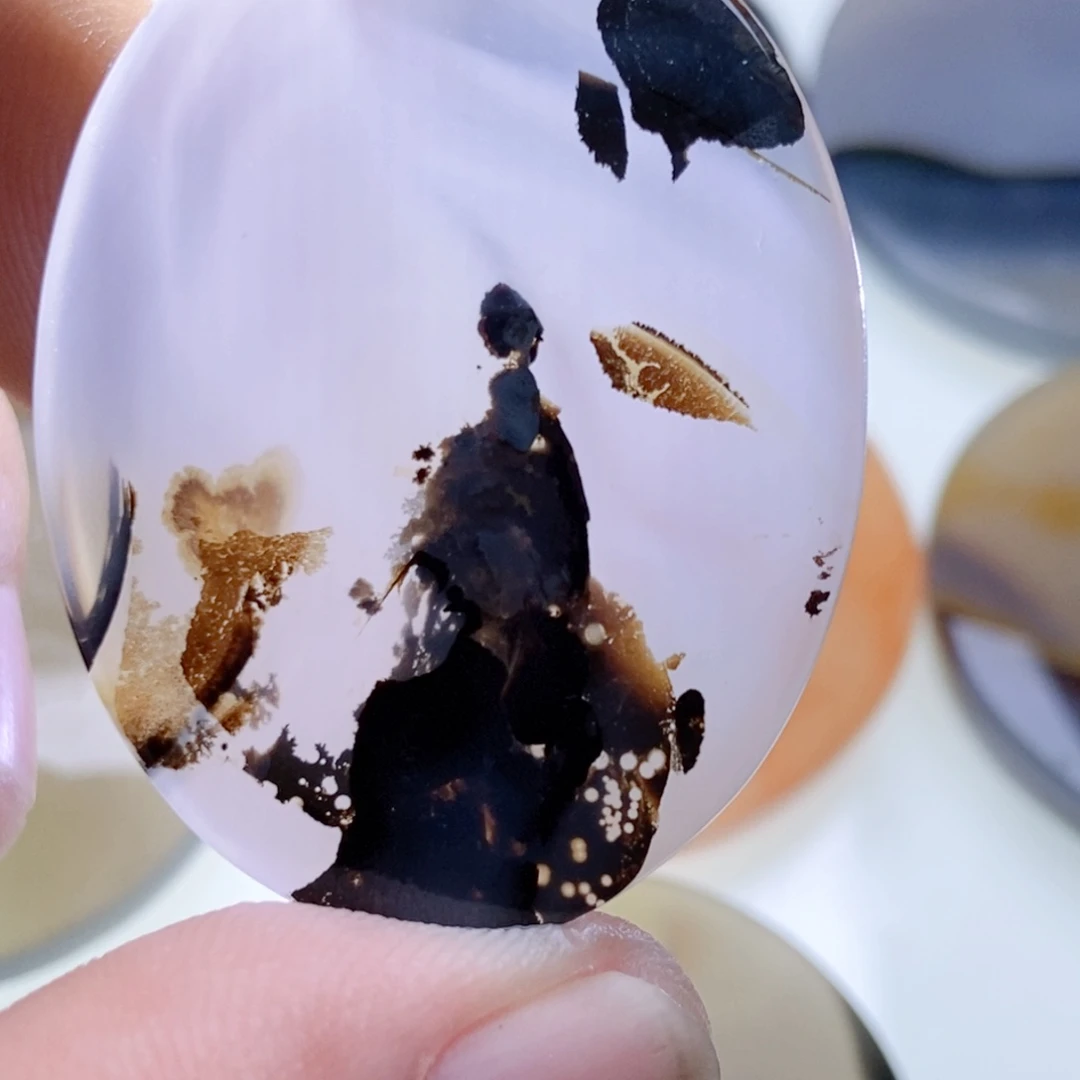 【闪购商品】玛瑙/玉髓颈饰未镶嵌老****＞