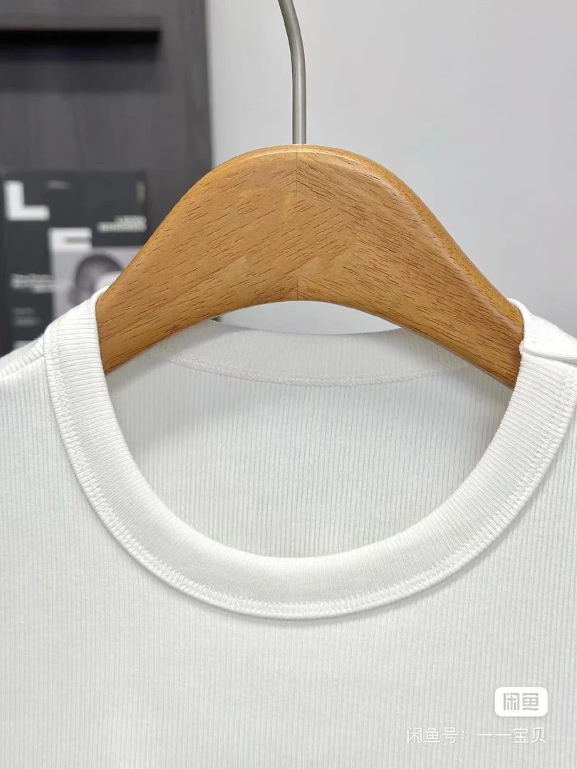 小鱼圆领时尚打底修身休闲纯色短型T恤套头简约百搭半袖白色夏季