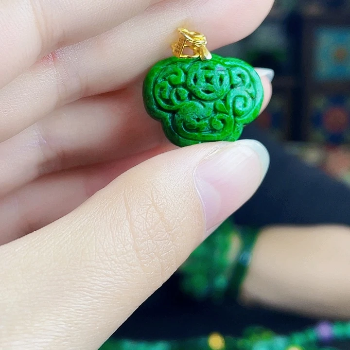 翡翠银S925镶嵌颈饰多样性