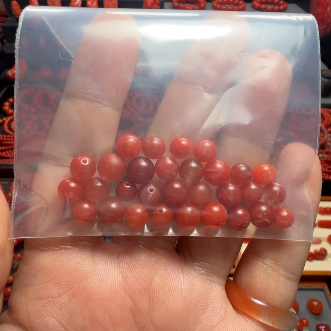 南红玛瑙未镶嵌珠子一包