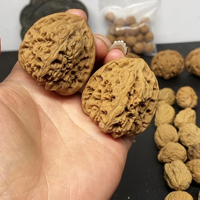 【闪购商品】文玩核桃吊坠朱**房40尺