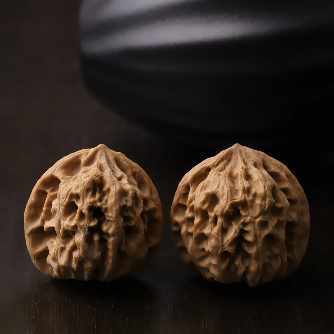 HT1116*3【舜帝山蜡皮狮子头】纯野小众文玩核桃手把件