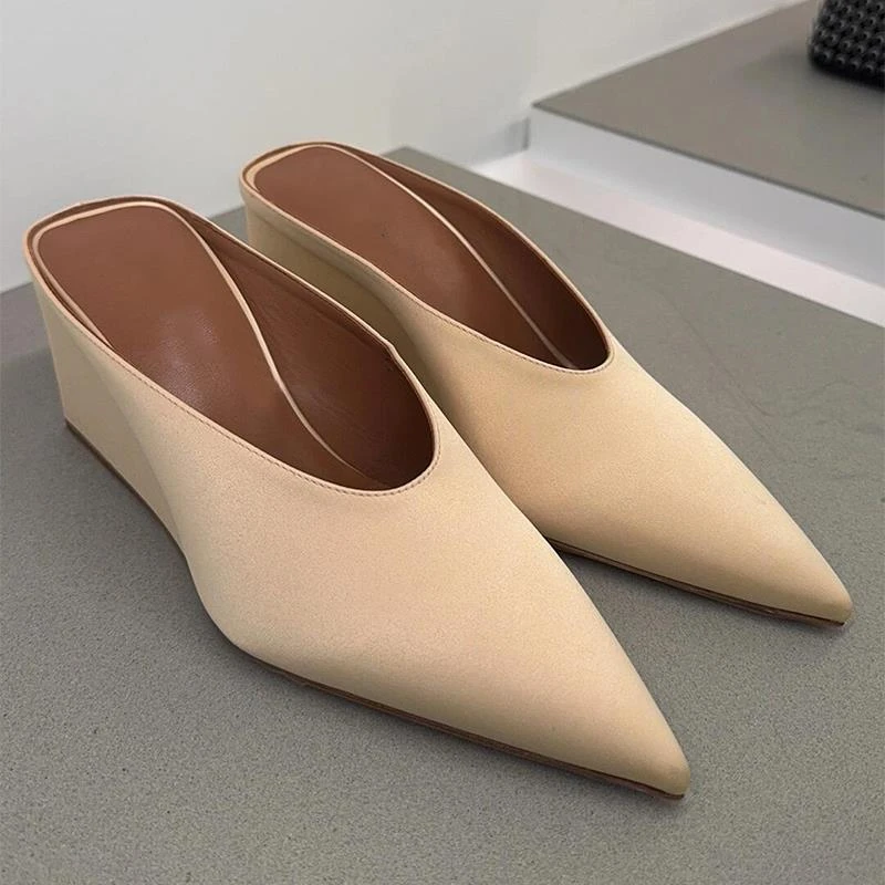 2025新款法式尖头穆勒鞋内增高坡跟凉拖鞋平底包头半拖鞋女夏外穿