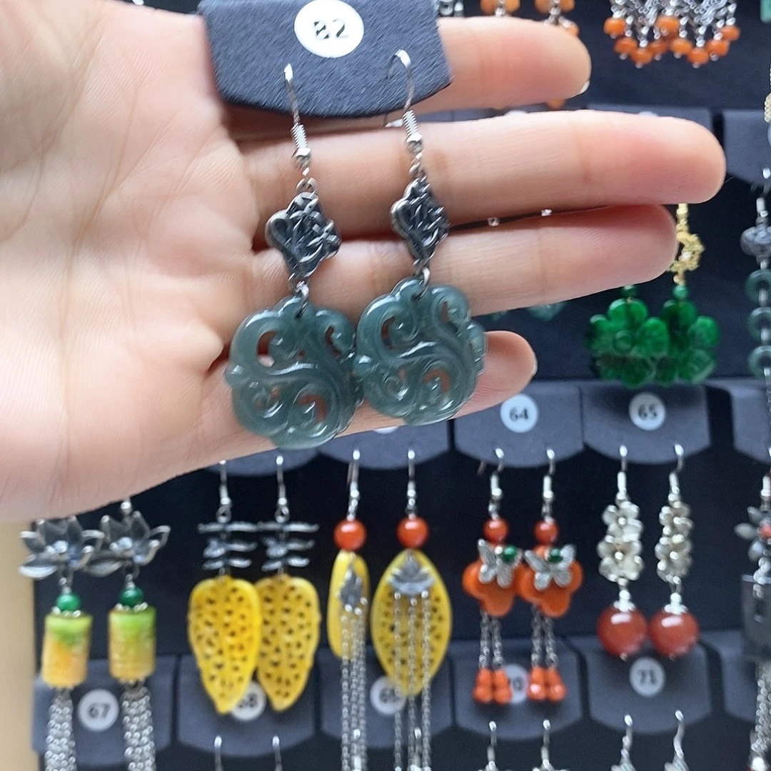 翡翠未镶嵌耳饰耳饰