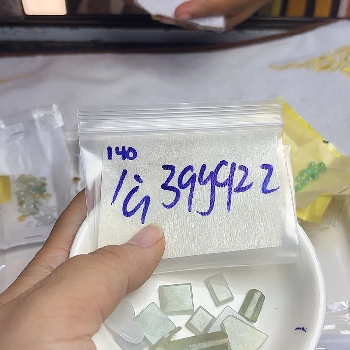 未镶嵌定制翡翠不退
