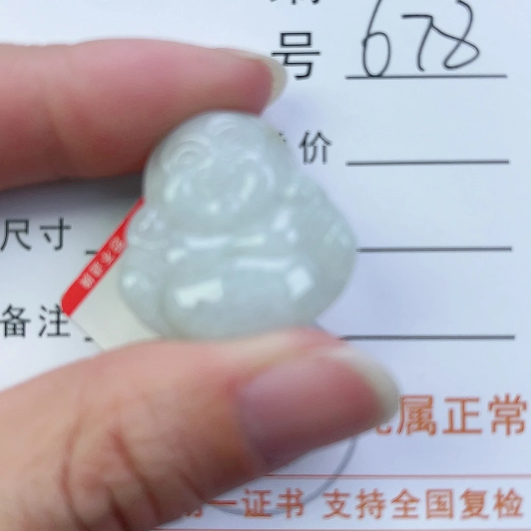 翡翠颈饰未镶嵌遇***甜佛公
