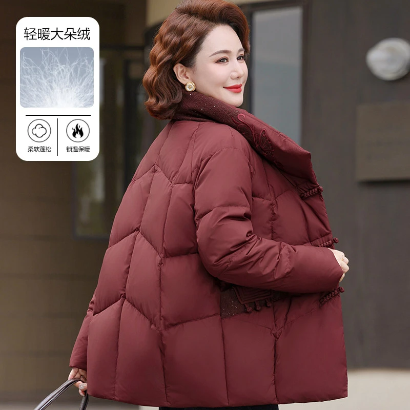妈妈装冬季2025新款正品爆款中老年女款羽绒服外套55岁60洋气装70