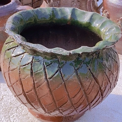 紫砂花盆口19高度17瑕疵