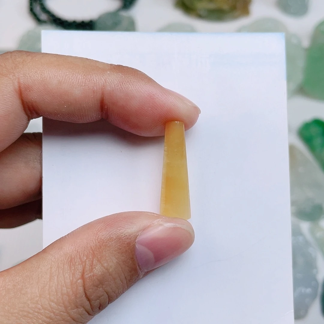 颈饰未镶嵌翡翠天然翡翠