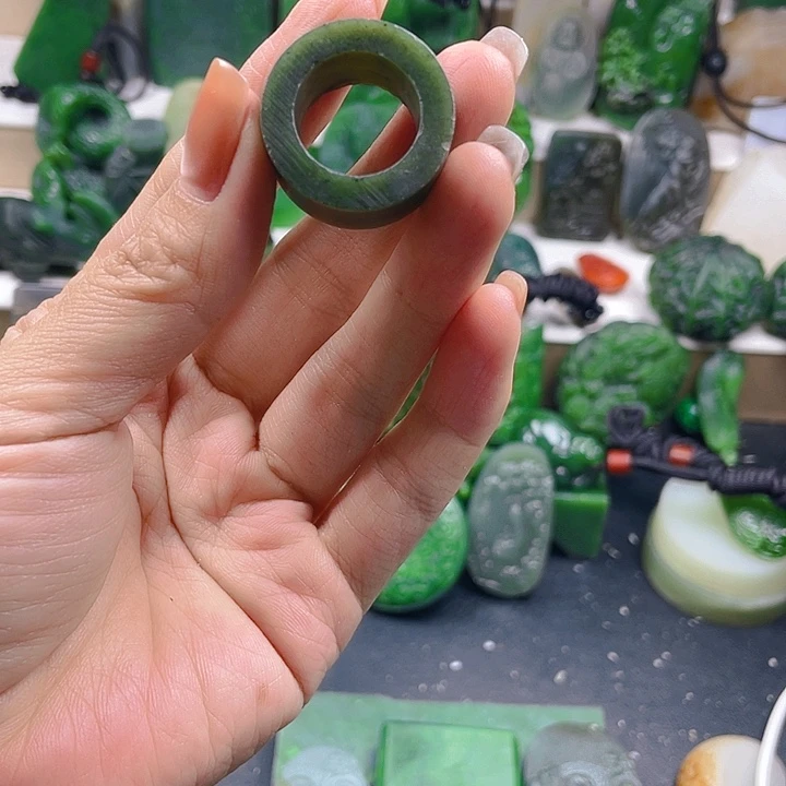 未镶嵌和田玉珠宝半成品