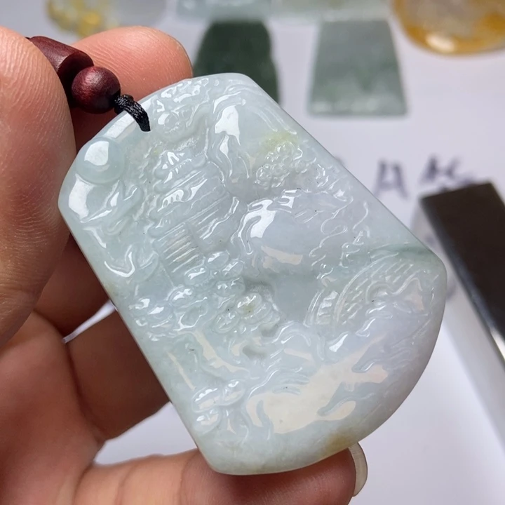 翡翠未镶嵌颈饰翡翠