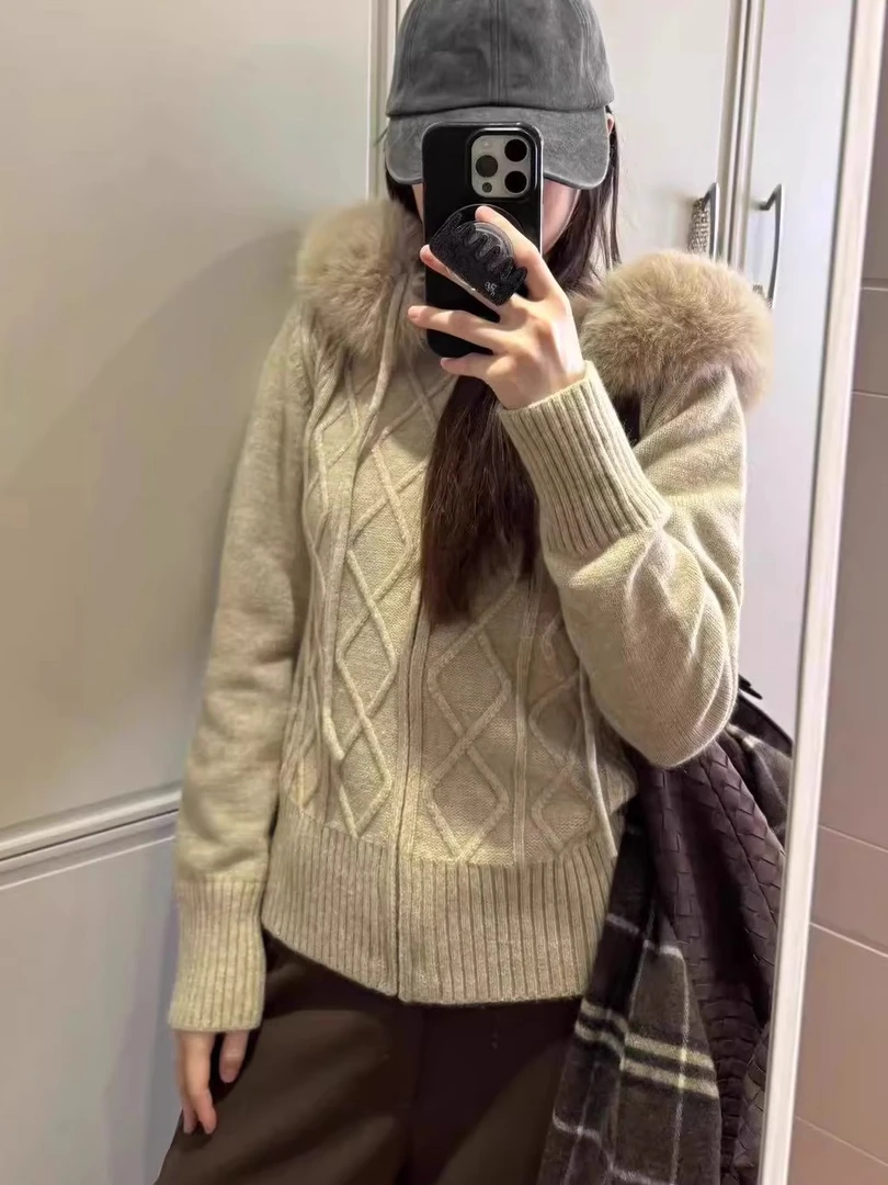 燕麦色毛领连帽毛衣开衫外套女秋冬季可拆卸韩系宽松百搭针织上厚