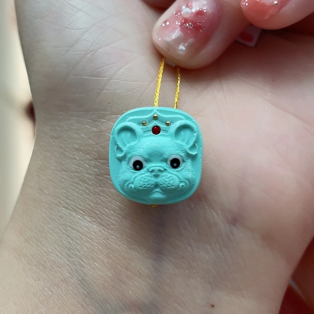 绿松石颈饰未镶嵌