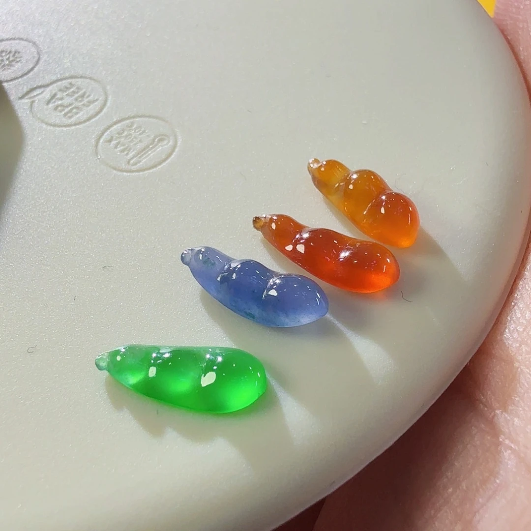 翡翠未镶嵌颈饰力力力力力 推