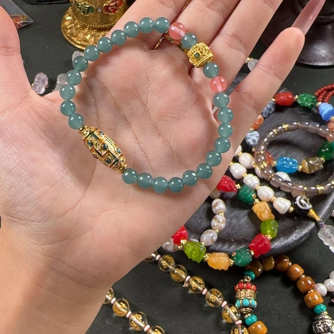 泥塑……………………………………