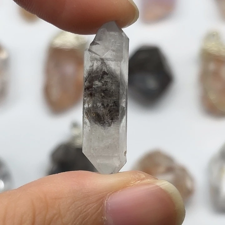 水晶未镶嵌颈饰糖心闪灵钻31mm+