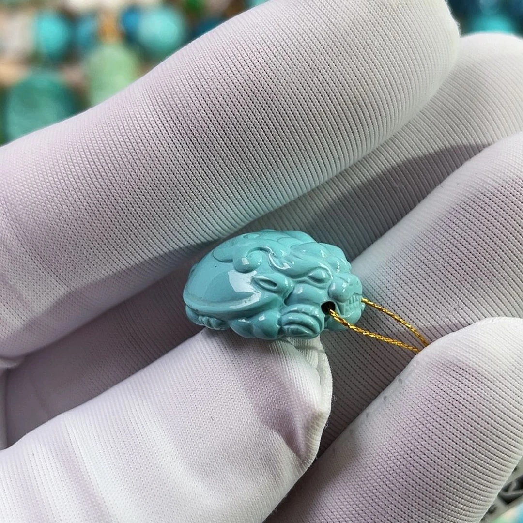 绿松石未镶嵌珠宝奇石