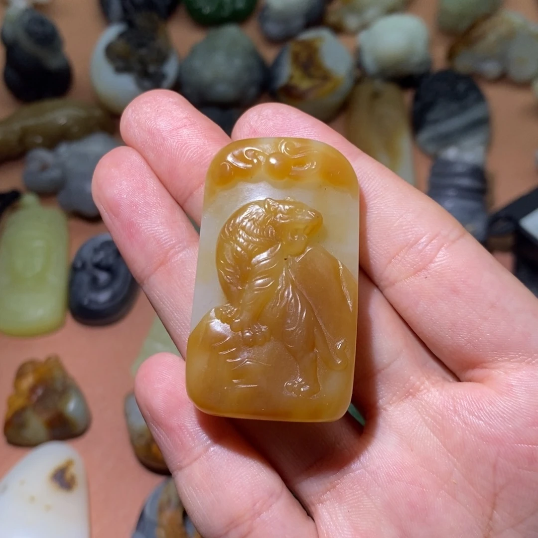 未镶嵌和田玉挂件.****生