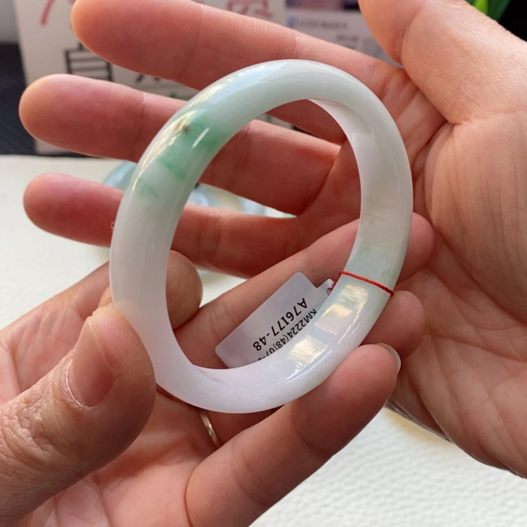 翡翠手镯未镶嵌2号