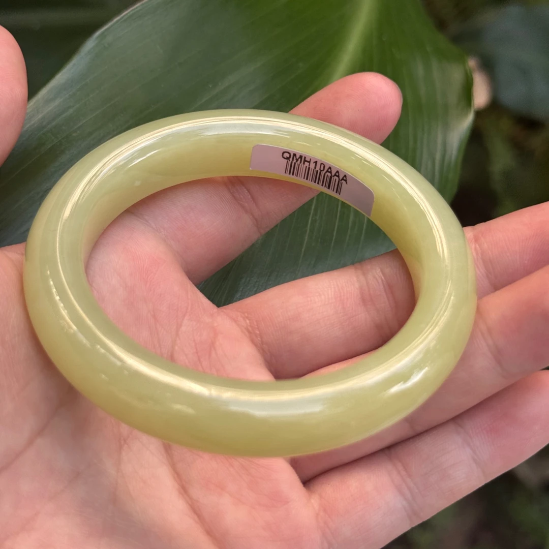 【人民文学出版社】10AAA-3和田玉手镯圈口55mm（多样性发货）