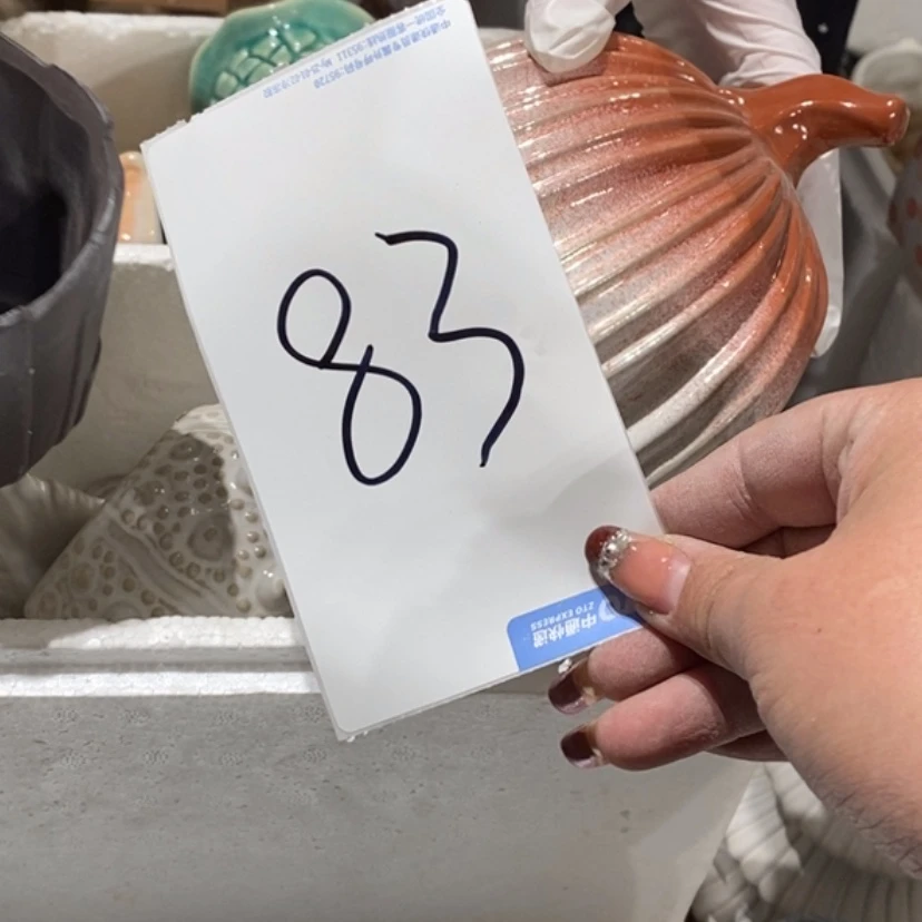 【闪购商品】摆件芜***女陶瓷摆件瑕疵特卖