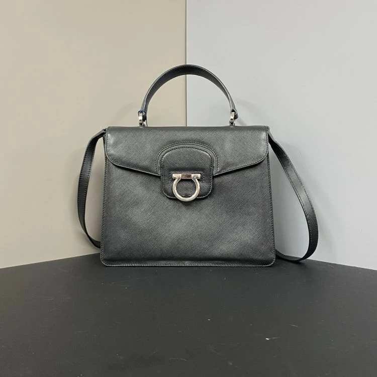 95新/菲拉格慕/C18373557323/[251113CZ02]