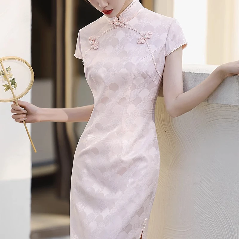 新中式粉色改良订婚旗袍真丝2024新款夏季甜美日常可穿少女旗袍裙