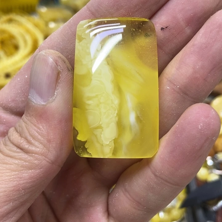 裸石蜜蜡未镶嵌吊坠