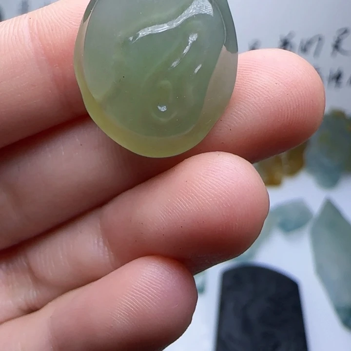 定制翡翠未镶嵌不包工