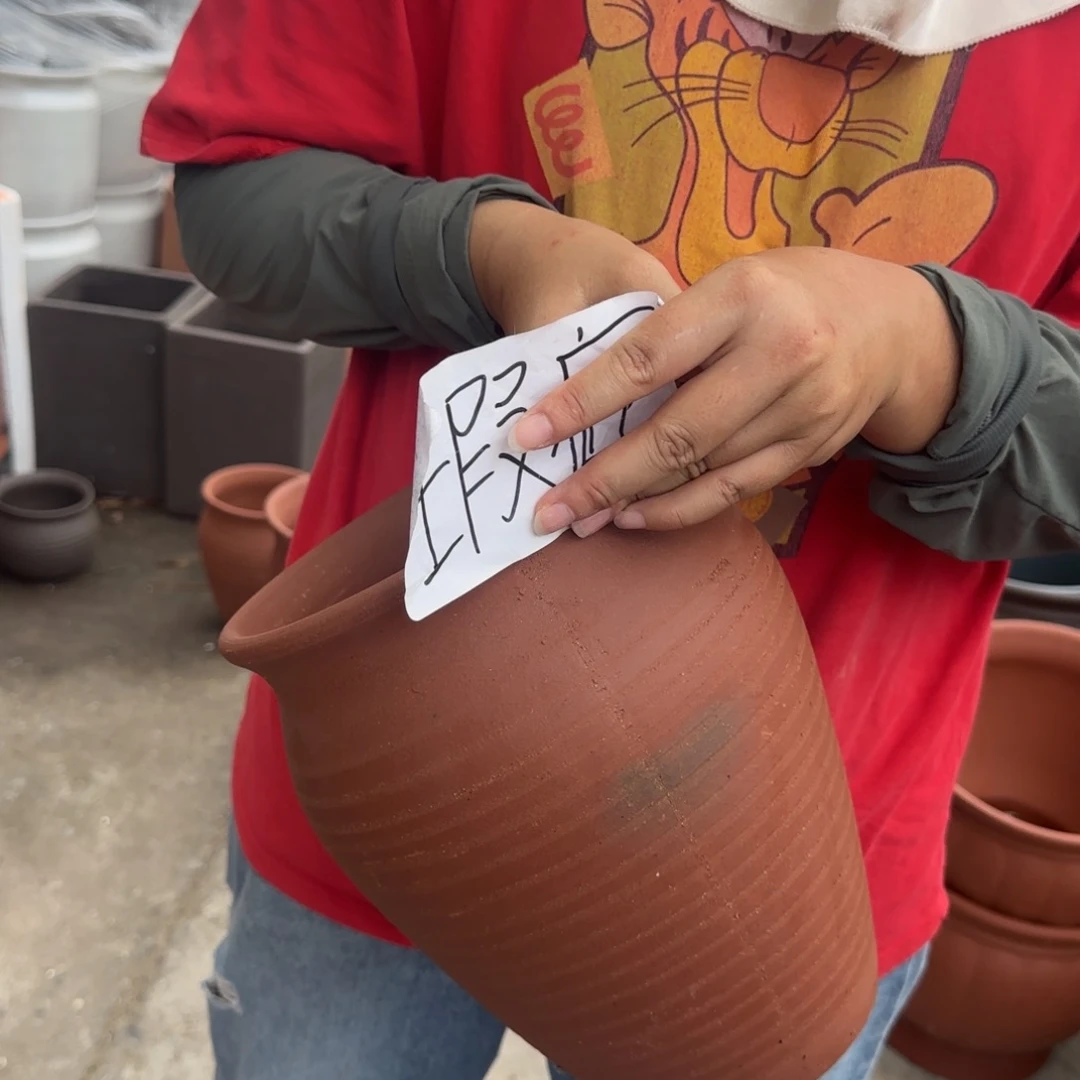 紫砂花盆口20高26宜兴紫砂瑕疵有色差