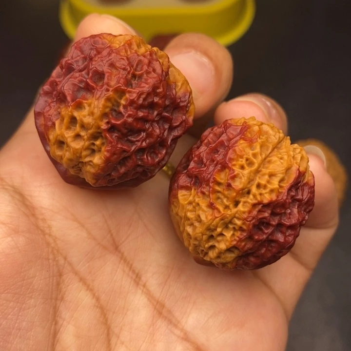 文玩核桃吊坠38尺火麒麟金蟾