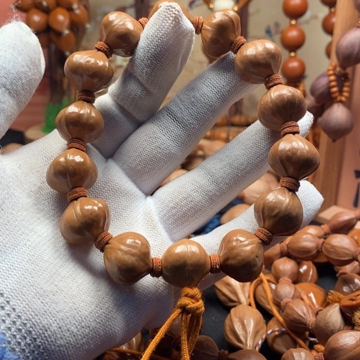 手串/手链橄榄核1.7蜜桃铁盒