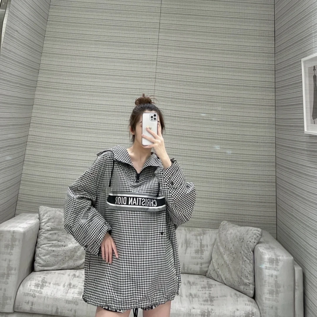 99新 DIOR/迪奥 tt5 千鸟格满印logo半拉链冲锋衣 XS码/203316