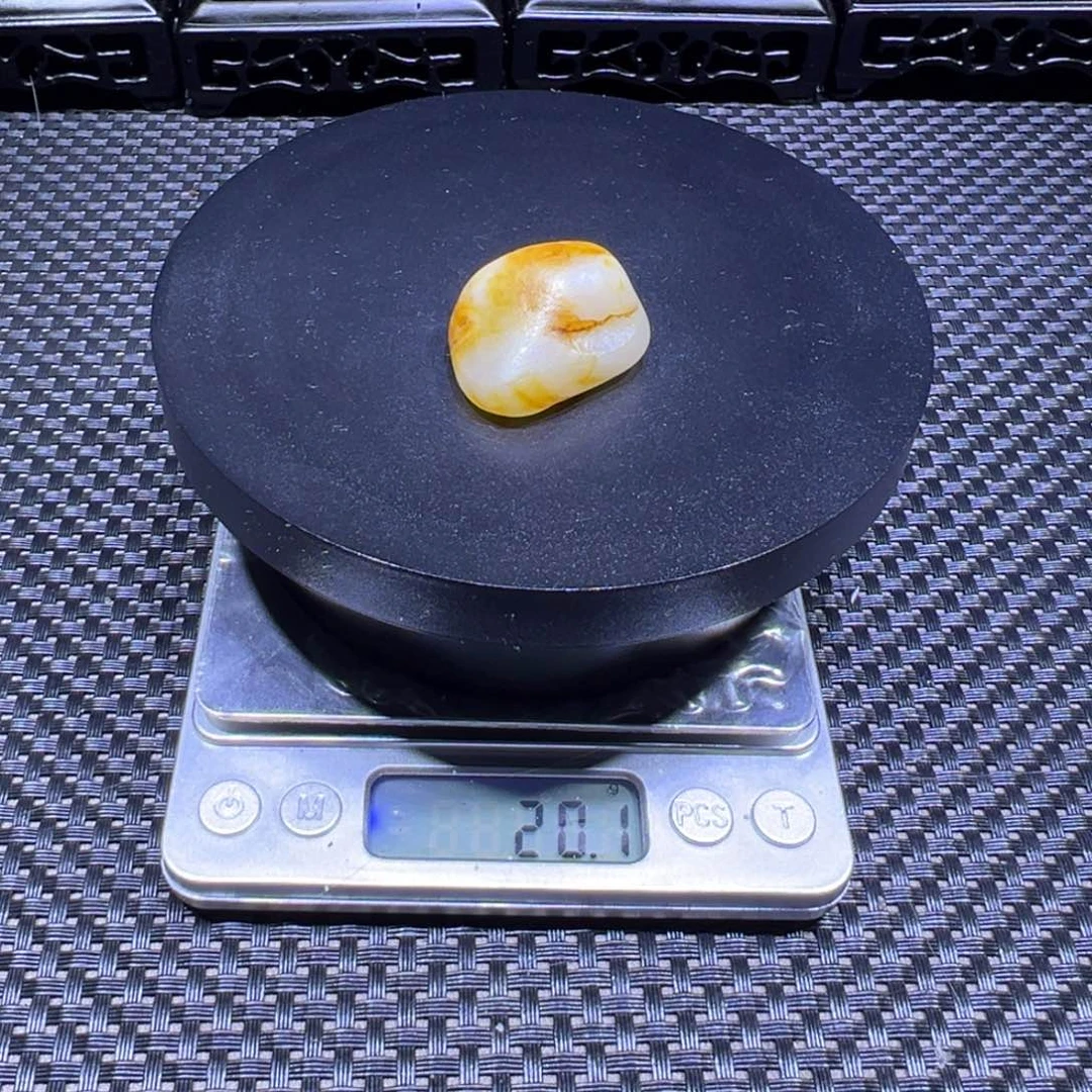 吊坠(不含链)未镶嵌和田玉（子料）20-108