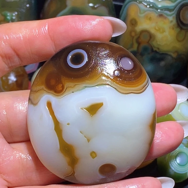 玛瑙/玉髓玛瑙吊坠未镶嵌