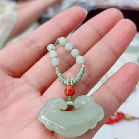 和田玉（糖玉）未镶嵌颈饰多样性