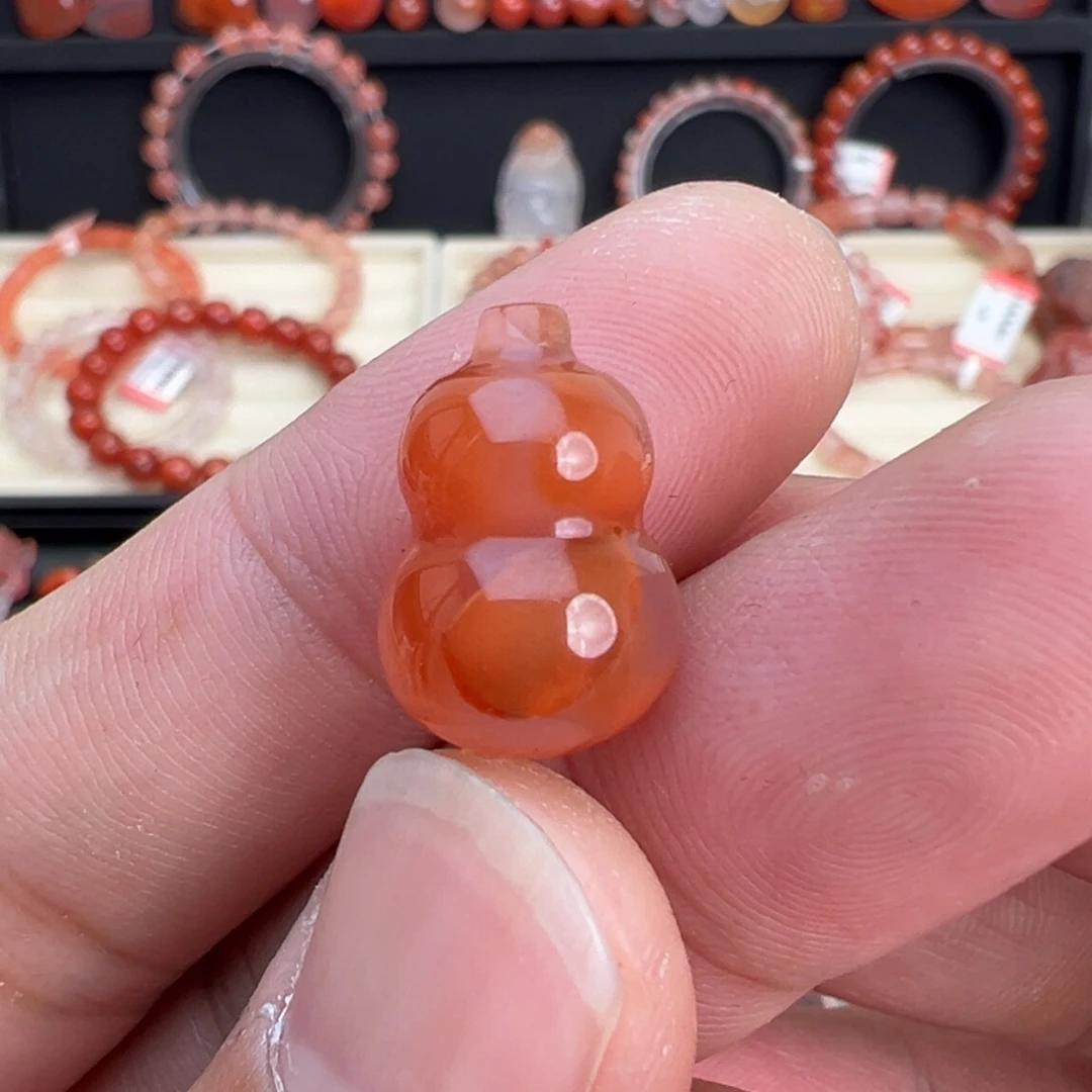 南红玛瑙未镶嵌颈饰胖葫芦